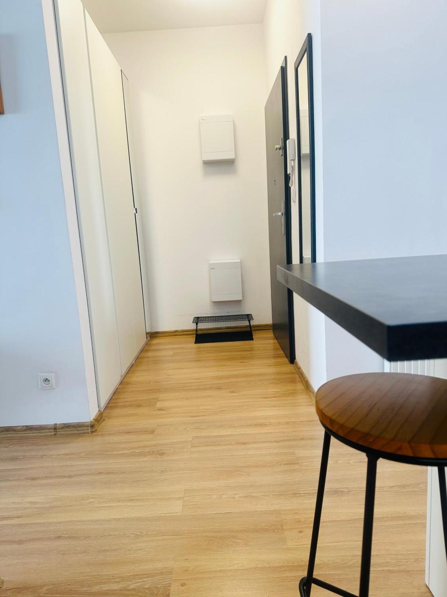 פוזנן Male Garbary 8 Apartment מראה חיצוני תמונה