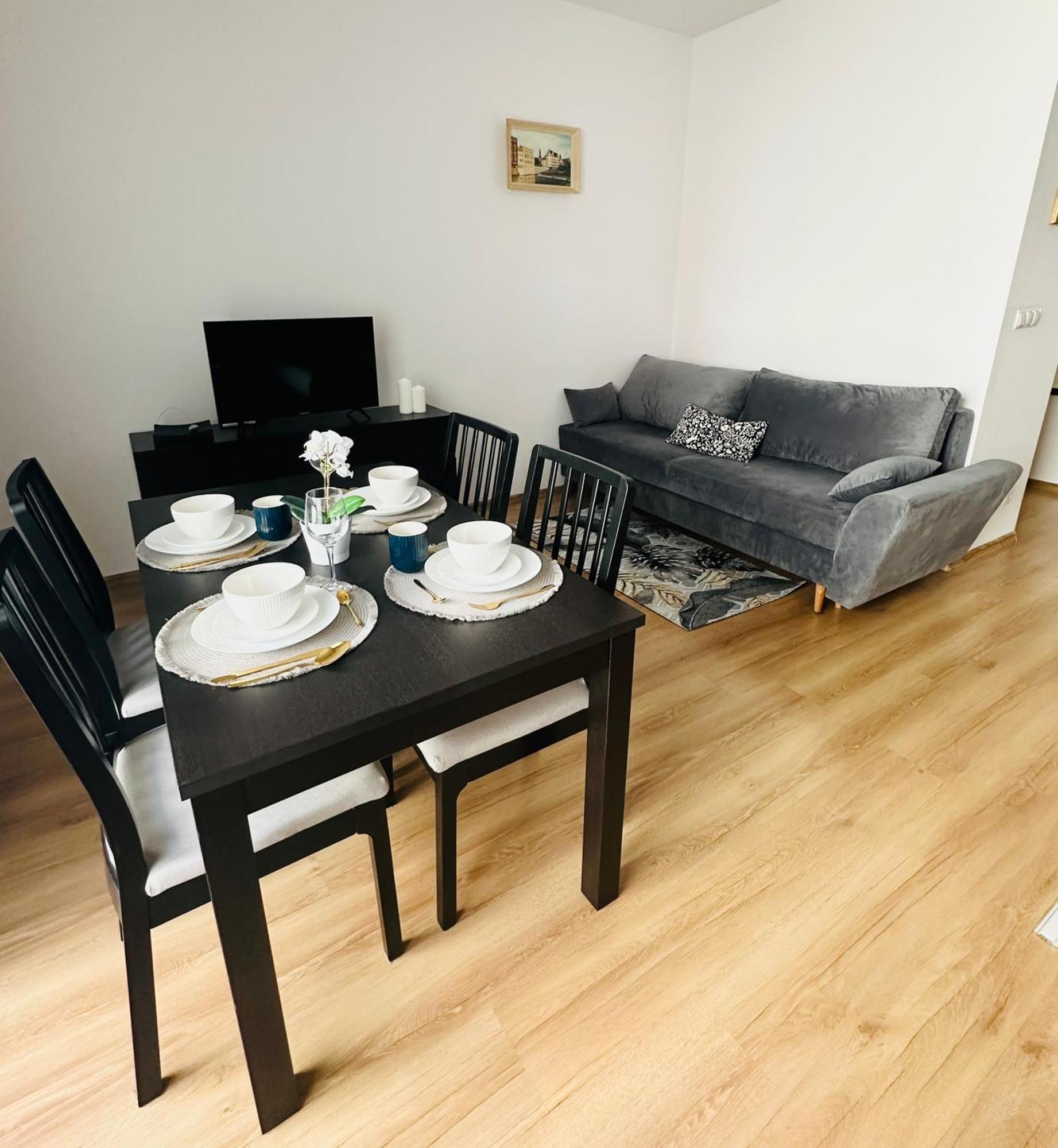 פוזנן Male Garbary 8 Apartment מראה חיצוני תמונה